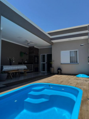 Casa com piscina em Foz do Iguaçu-PR